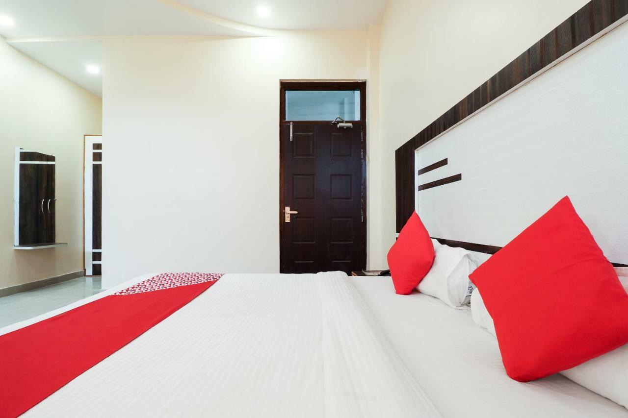 Oyo 39959 Hotel Bandhan Bahraich 外观 照片