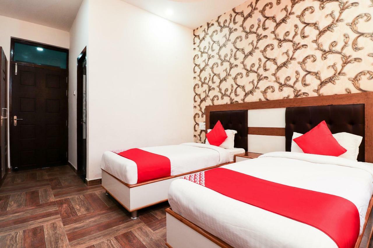 Oyo 39959 Hotel Bandhan Bahraich 外观 照片