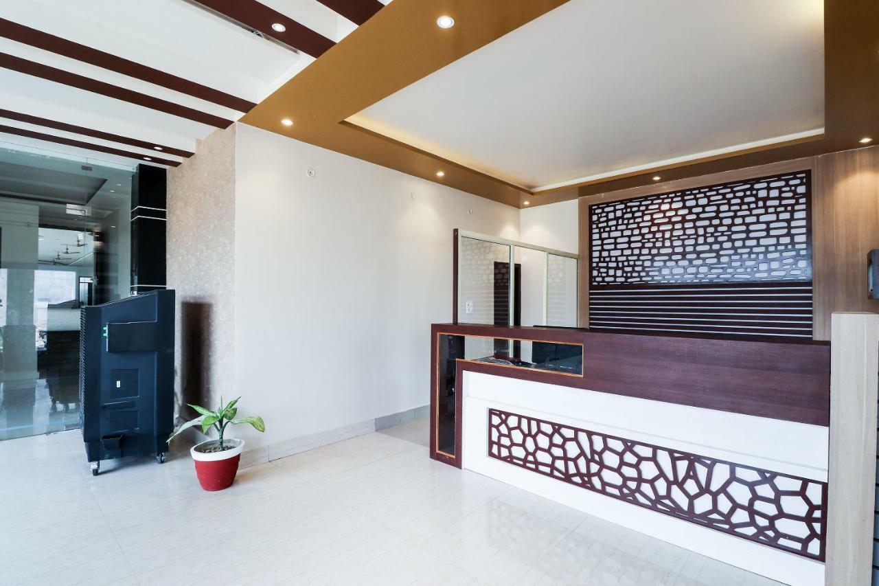 Oyo 39959 Hotel Bandhan Bahraich 外观 照片